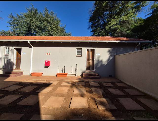 164M² OFFICE TO LET IN MELROSE ESTATE